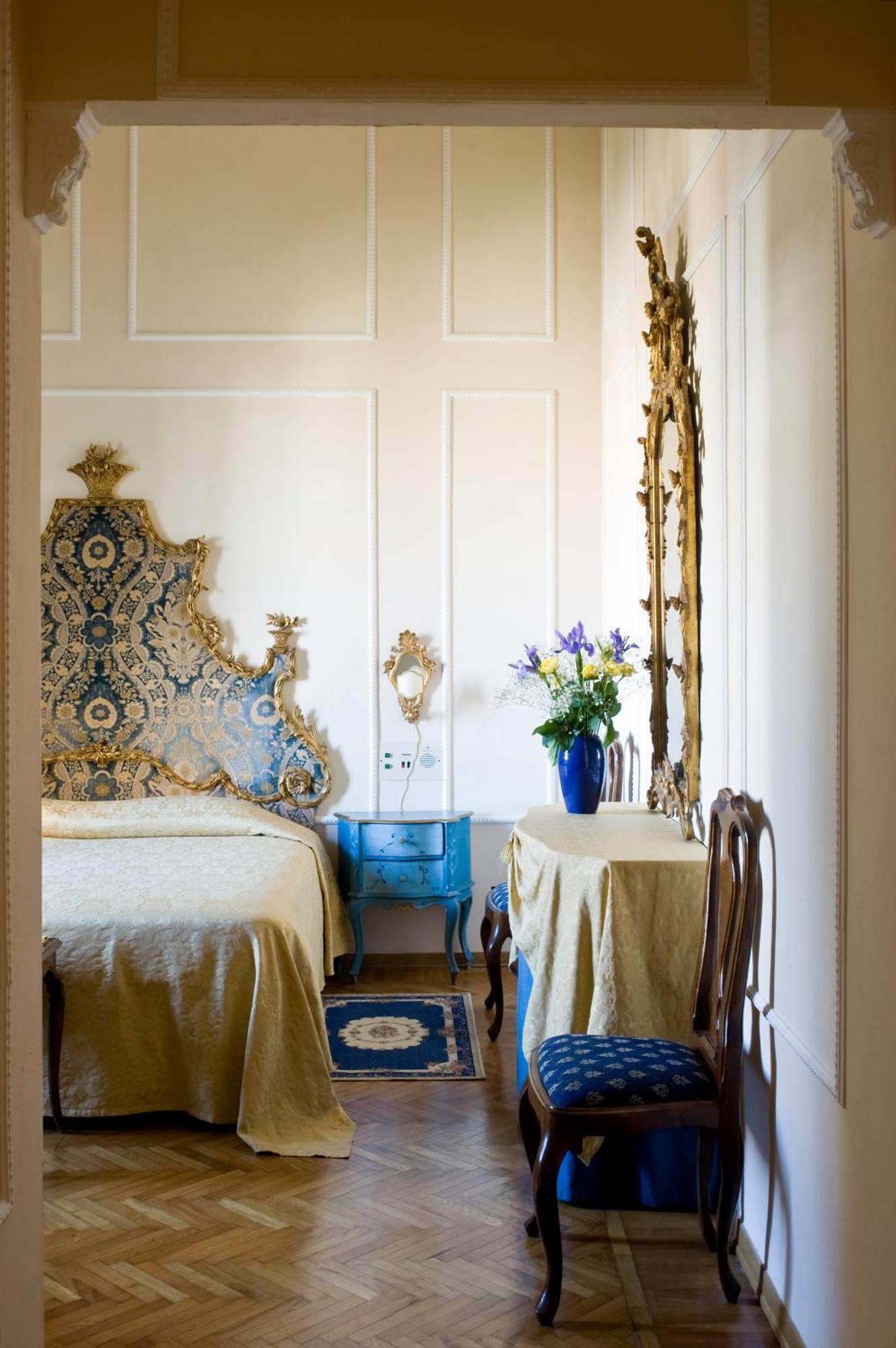 Comfort Double or Twin Room with garden view
