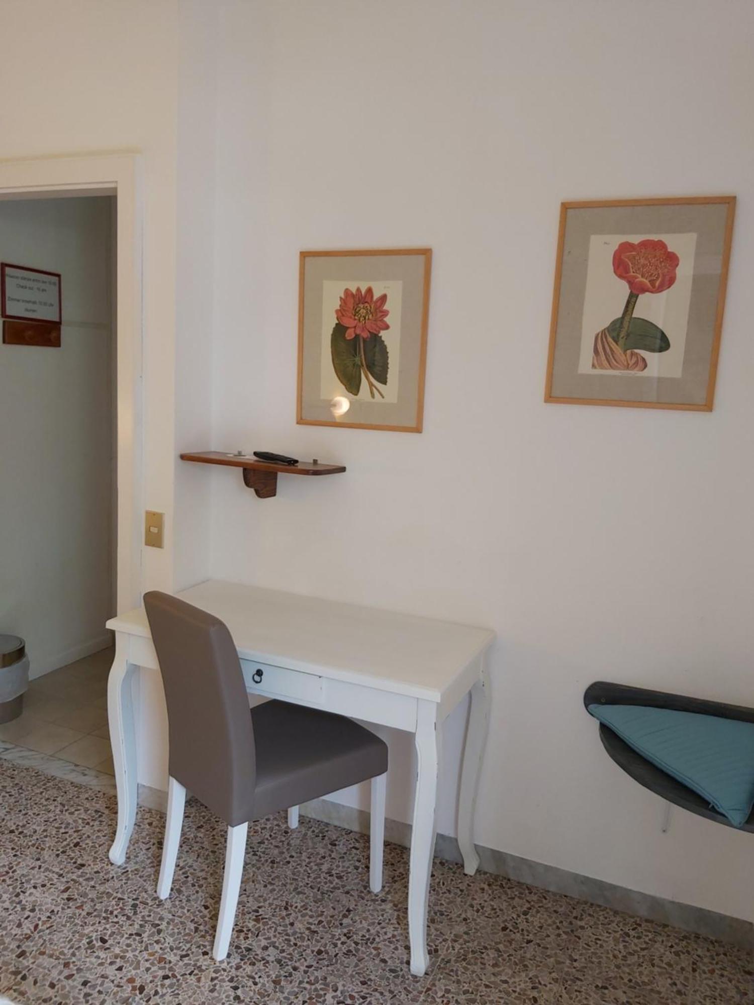 Chambre Double ou Lits Jumeaux Supérieure - Vue sur Piscine