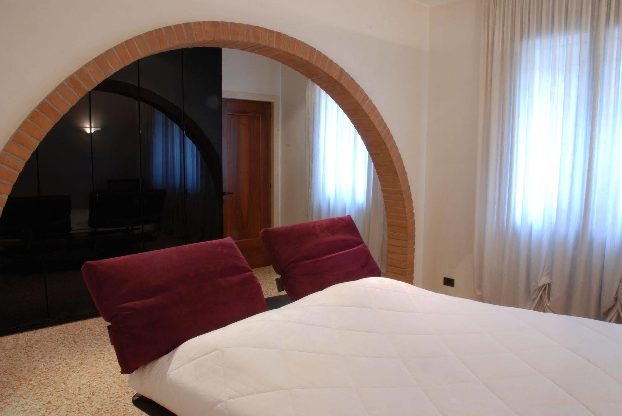 Chambre Double avec Baignoire Spa