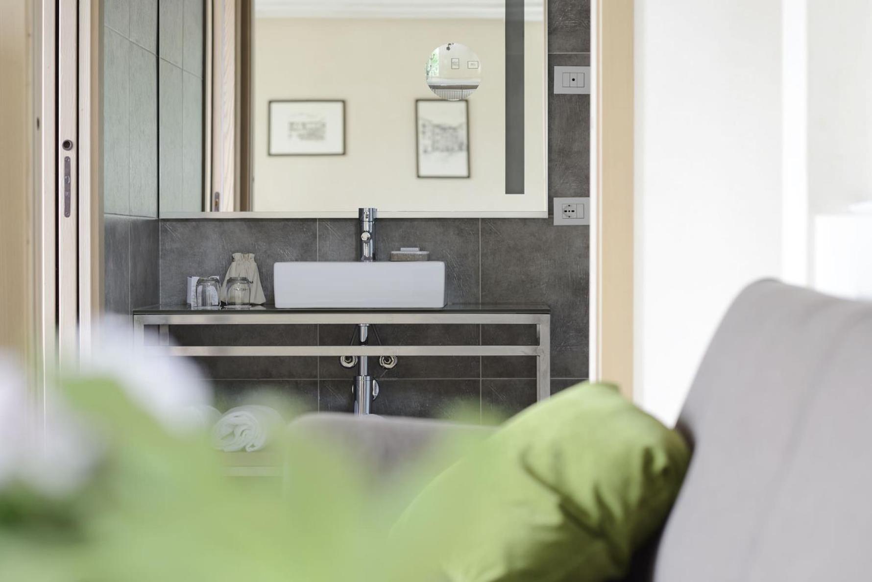 One-Bedroom Suite Split Level