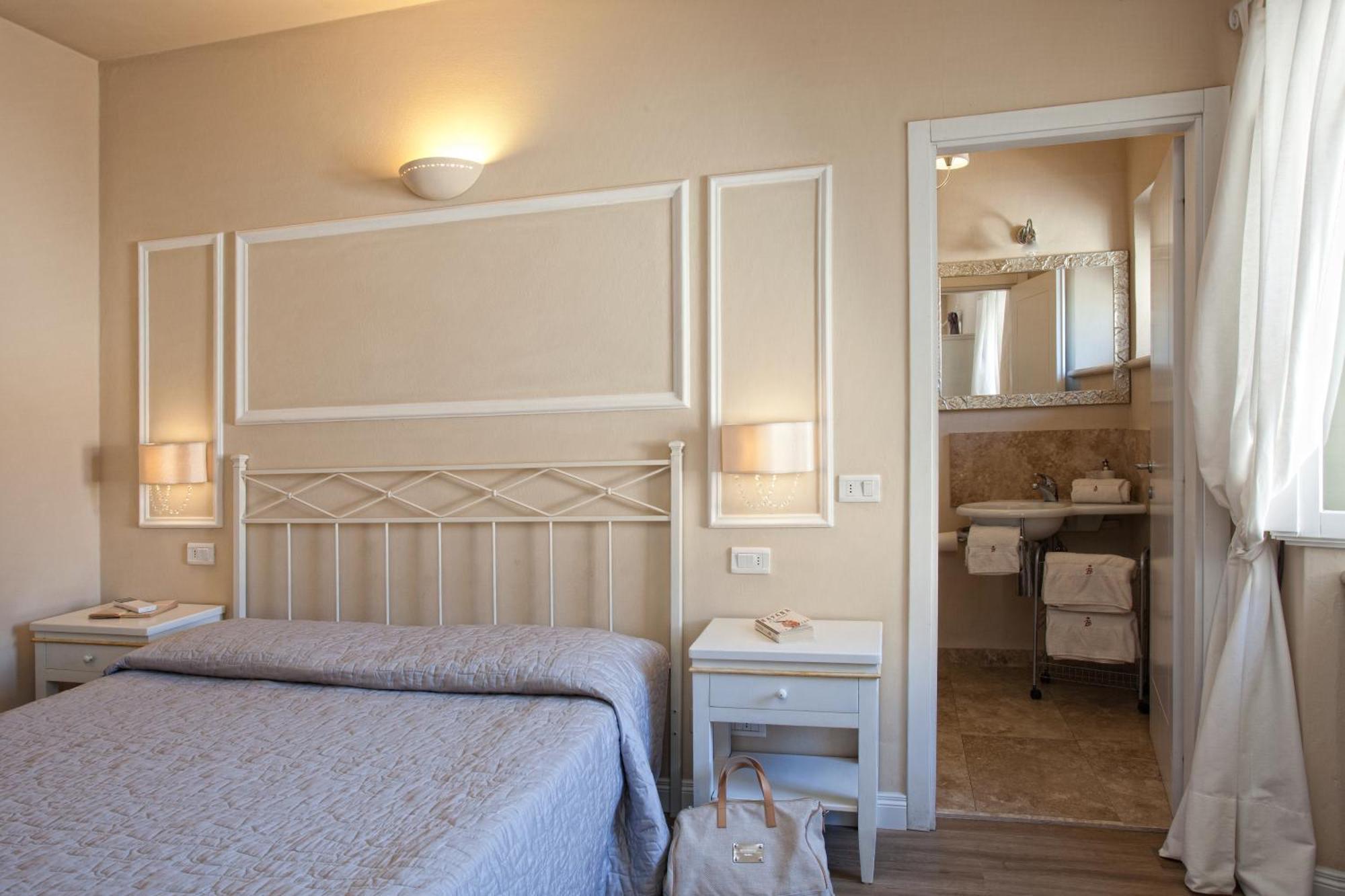 Double Room,692579619:JPEG
