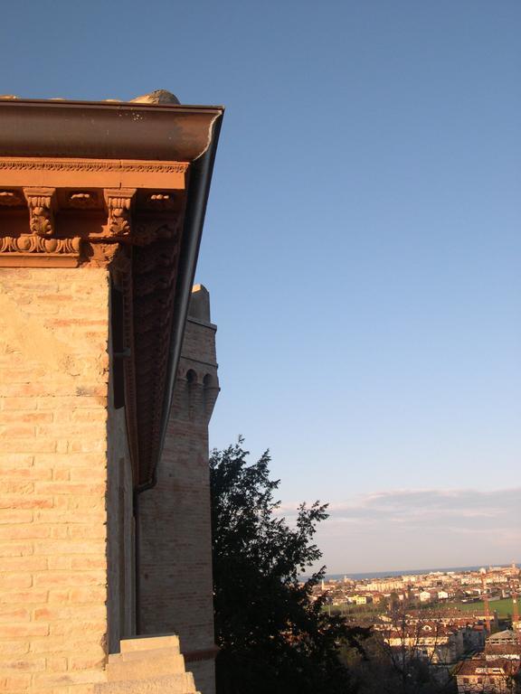 Junior Suite with Balcony,563919990:JPEG