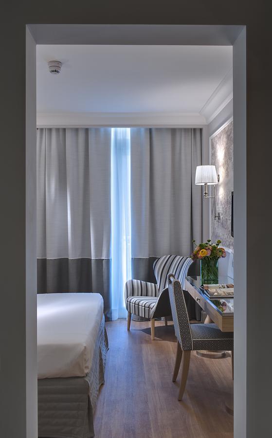 Classic Single Room with Balcony