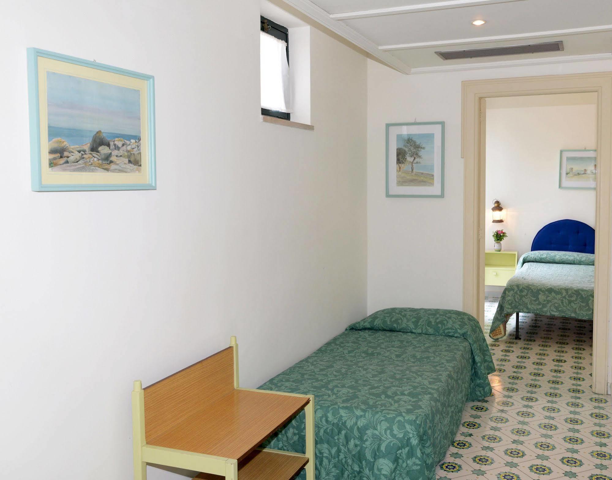 One-Bedroom Apartment (3 Adults)
