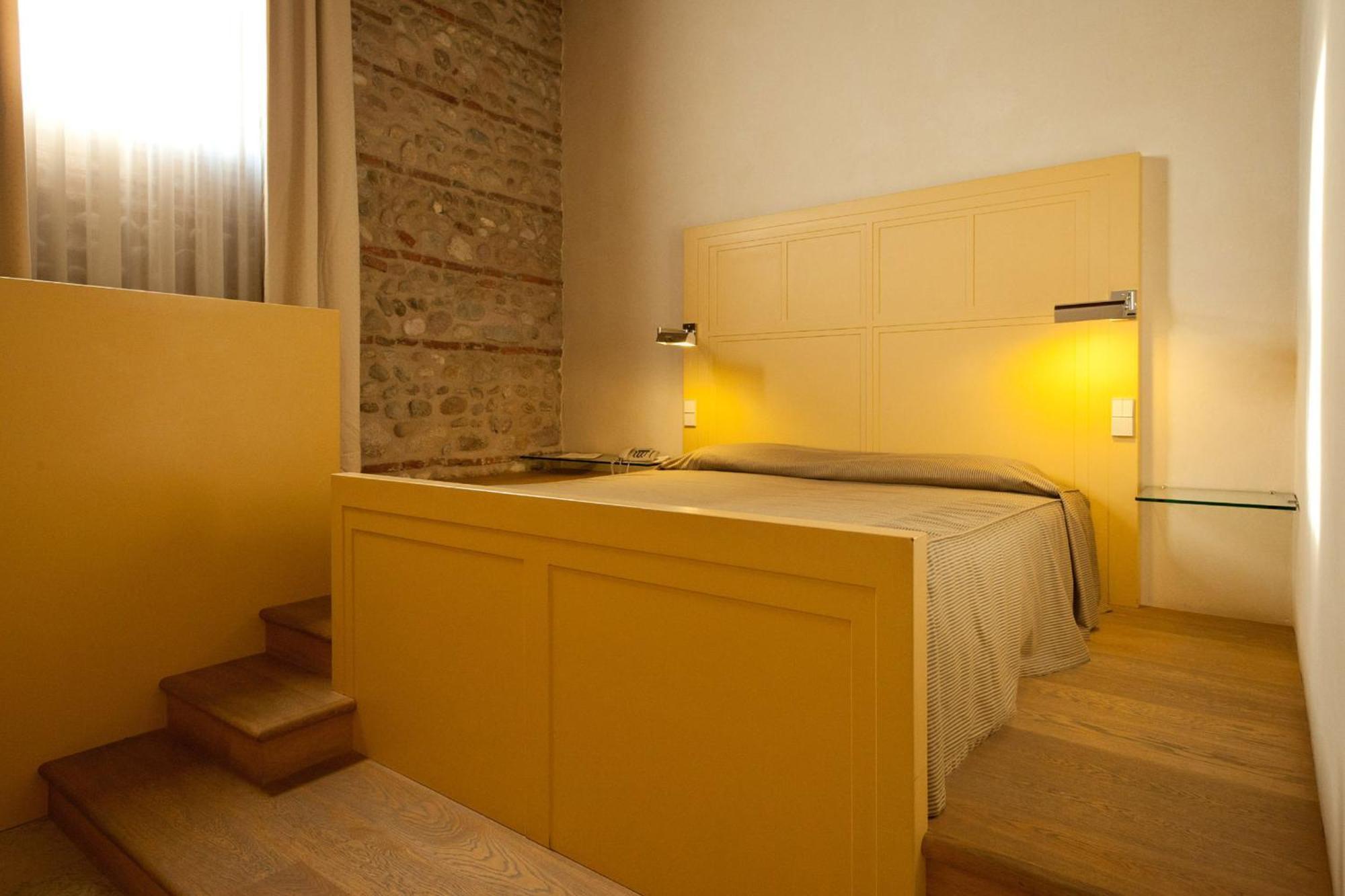 Double Room,27729830:JPEG