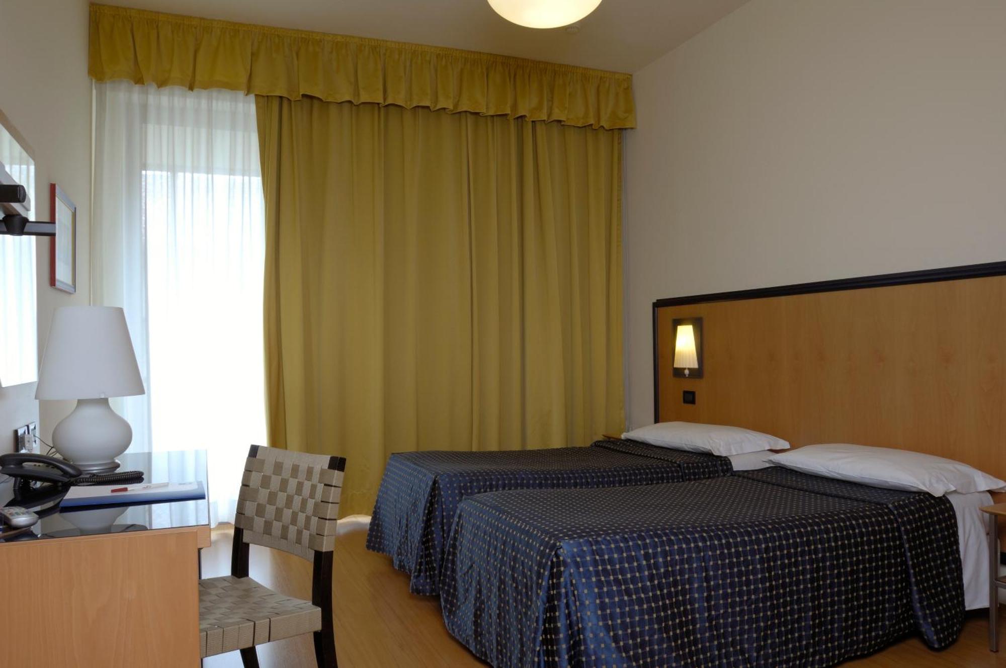 Double or Twin Room,65574502:JPEG