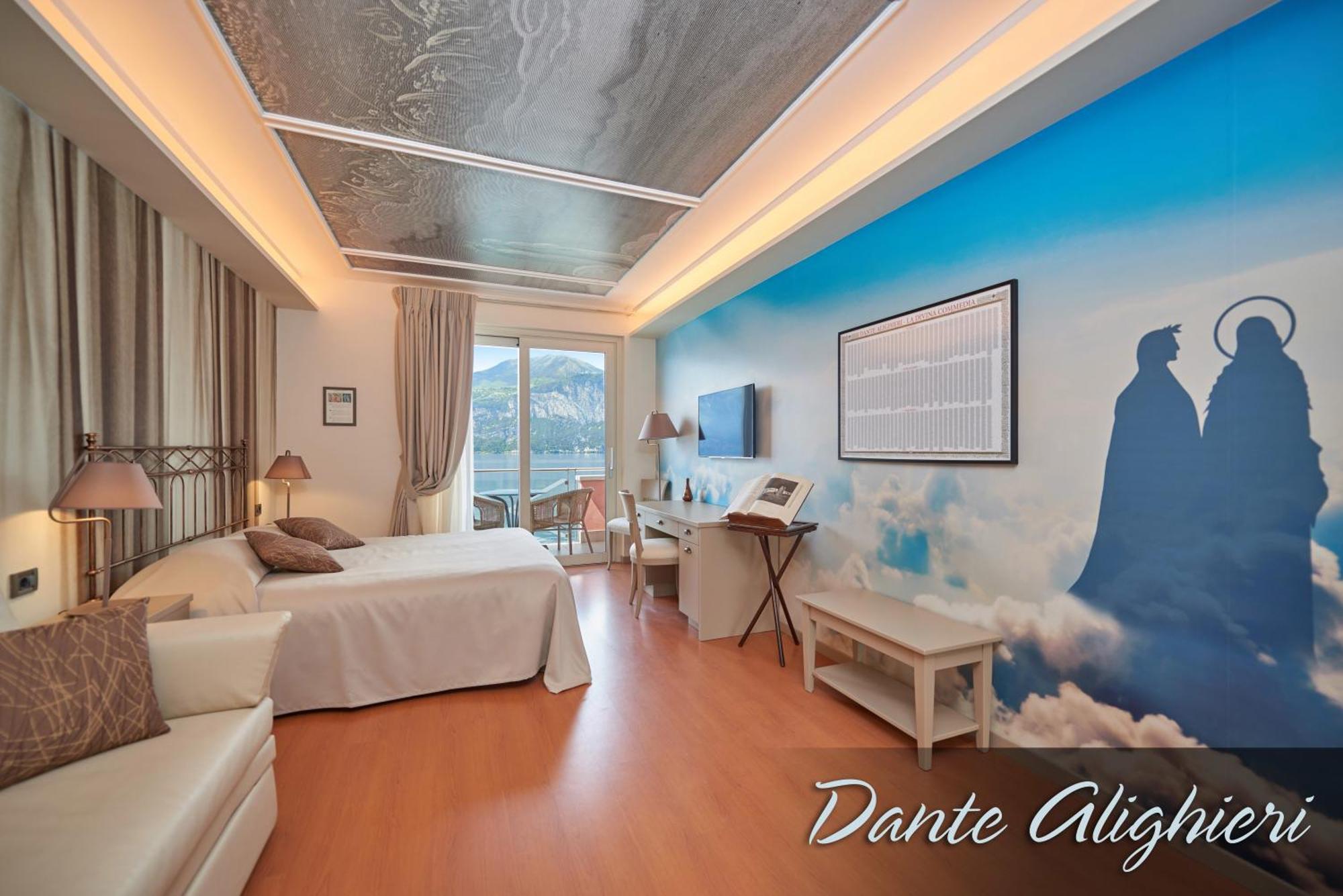 Junior Suite Prestige with Lake View (3 Adults)