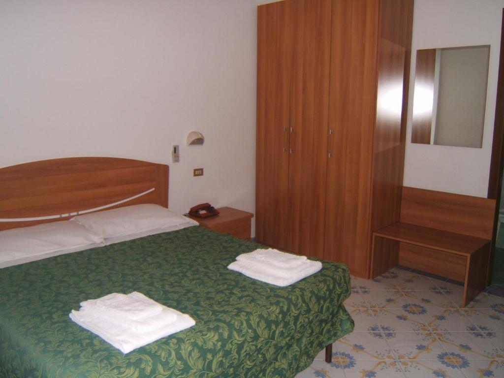 Double Room Sea View,1580167360:JPEG
