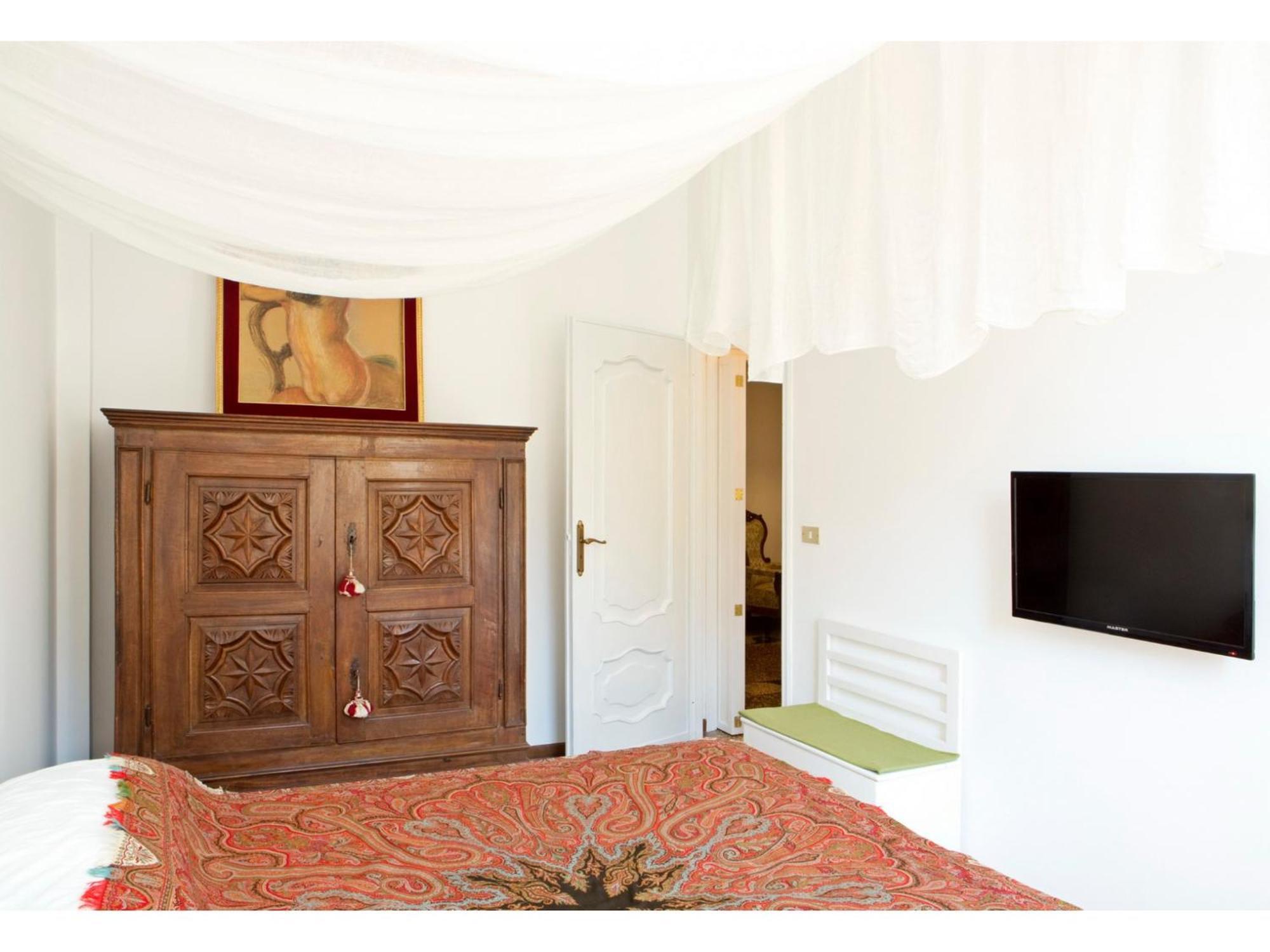 Deluxe Junior Suite