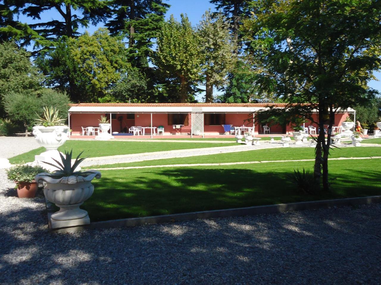 Apartment mit Terrasse