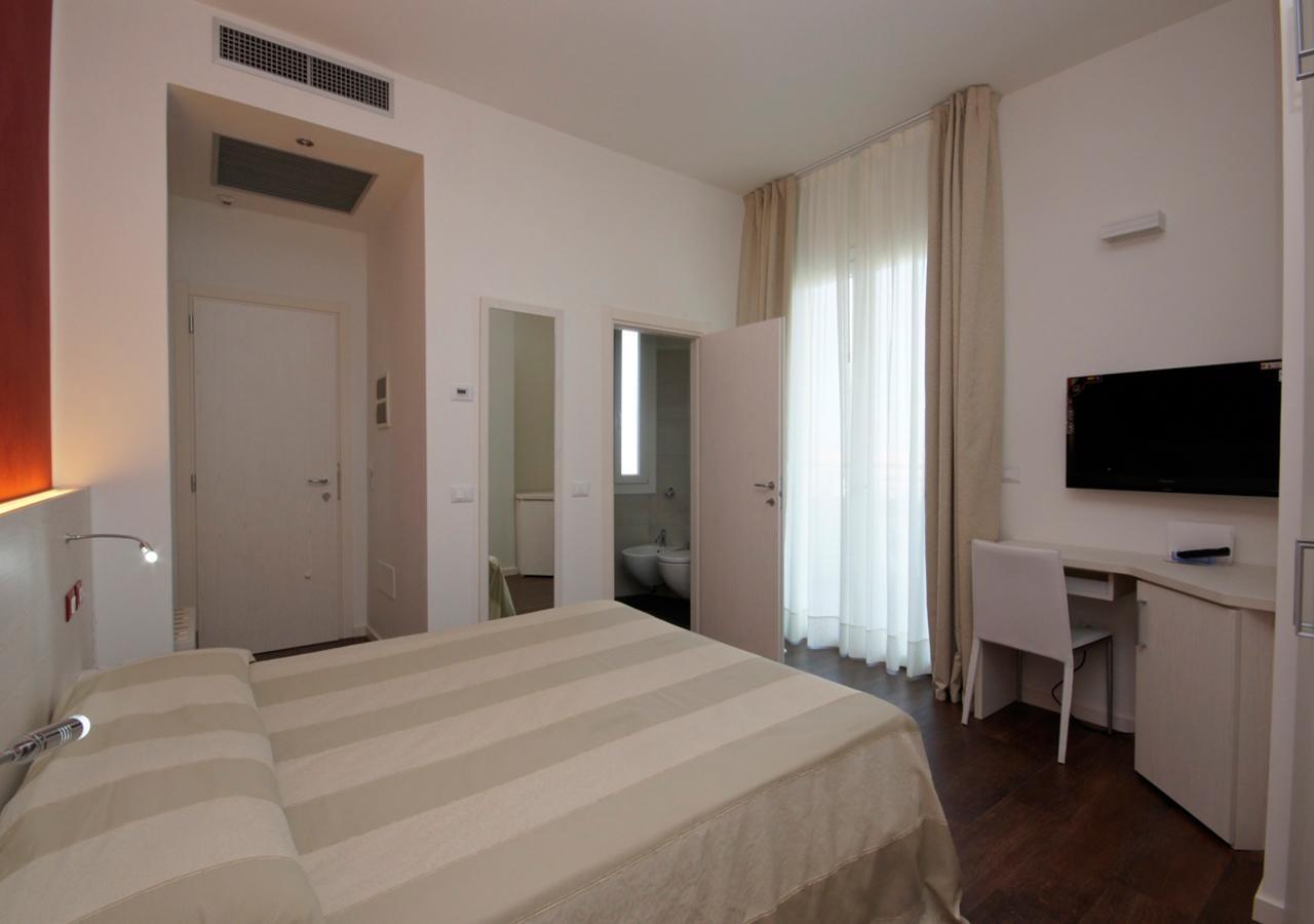 Quadruple Room Sea View,719568163:JPEG