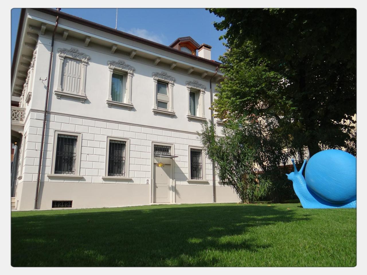 Pokój Trzyosobowy z prywatną łazienką