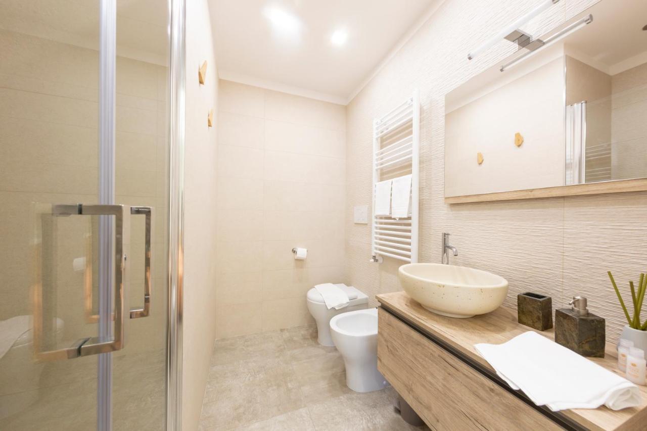 Double or Twin Room with Private Bathroom