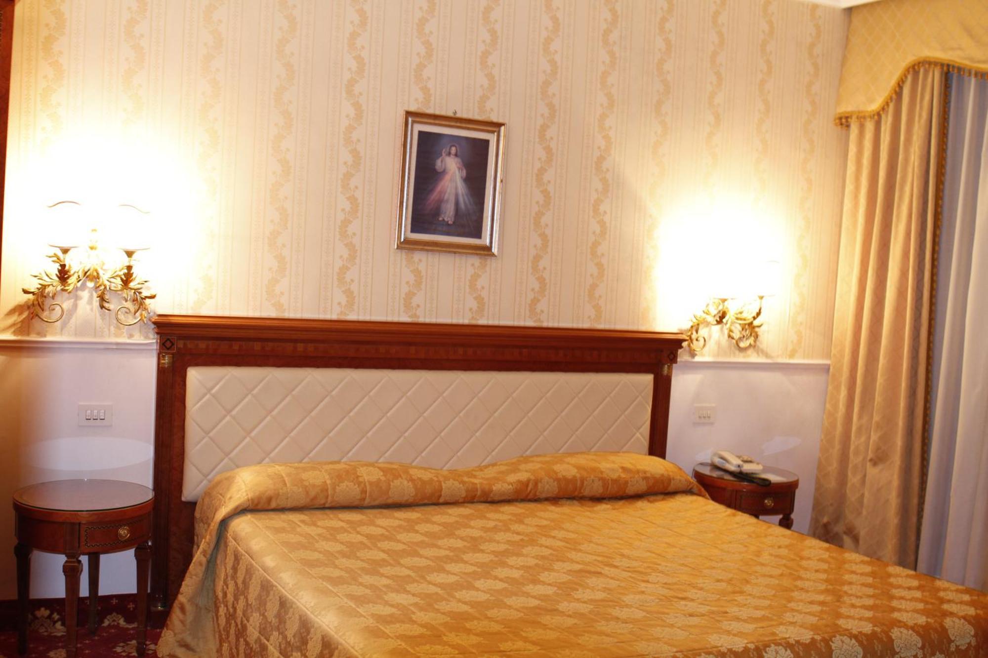 Dreibettzimmer