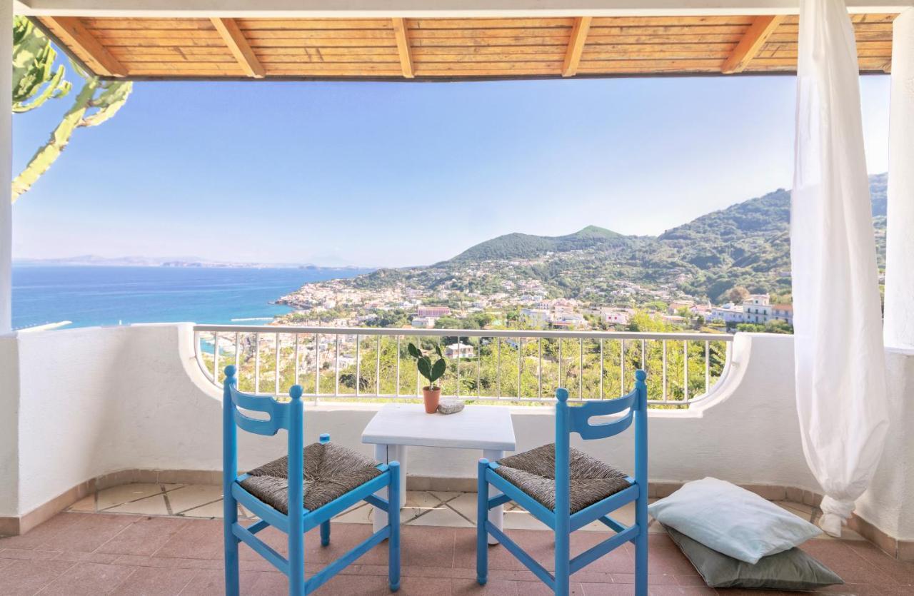 Double or Twin Room with Balcony and Sea View