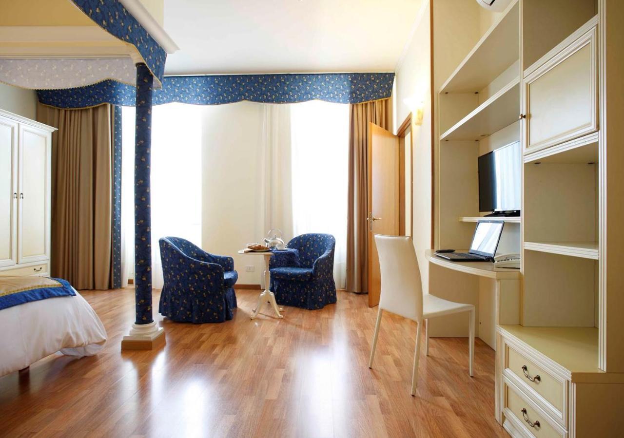 Studio (4 Adults)