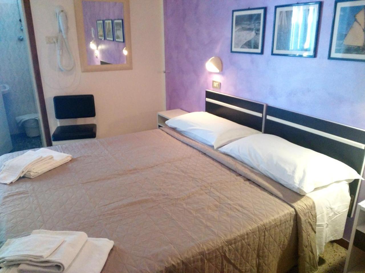 Standard Double Room Fan,644334252:JPEG