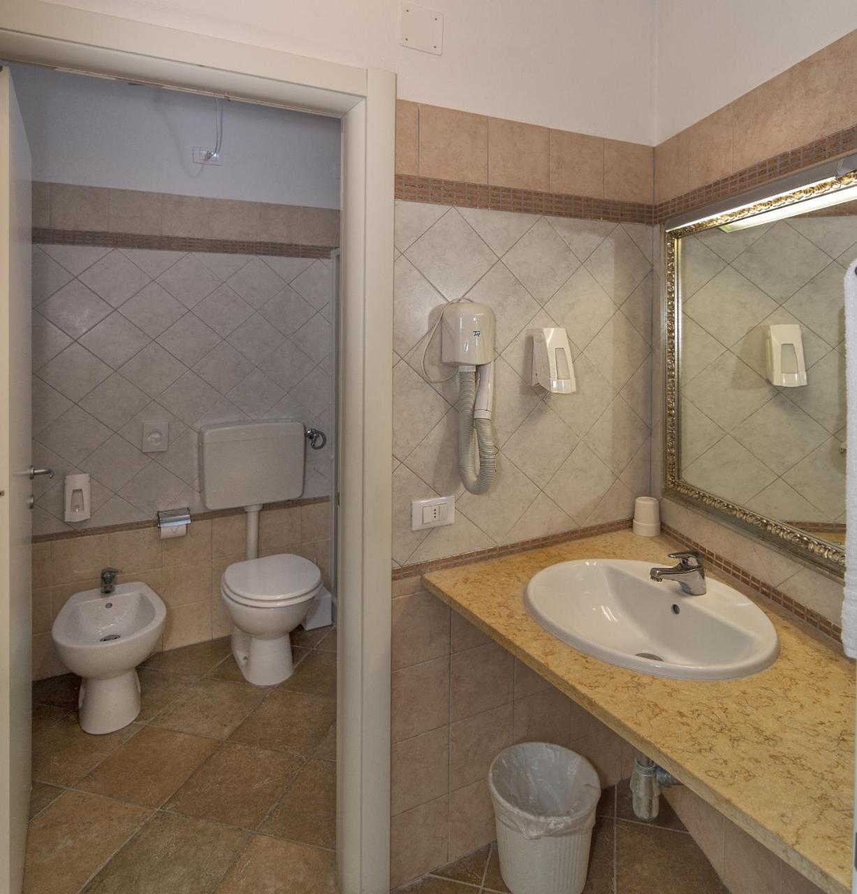One-Bedroom Apartment (3 Adults)