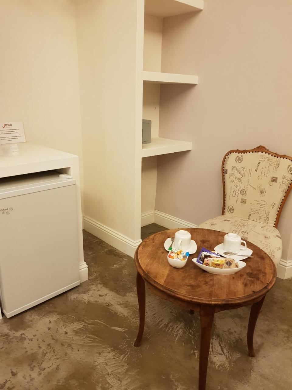 Double Room,1719498249:JPEG