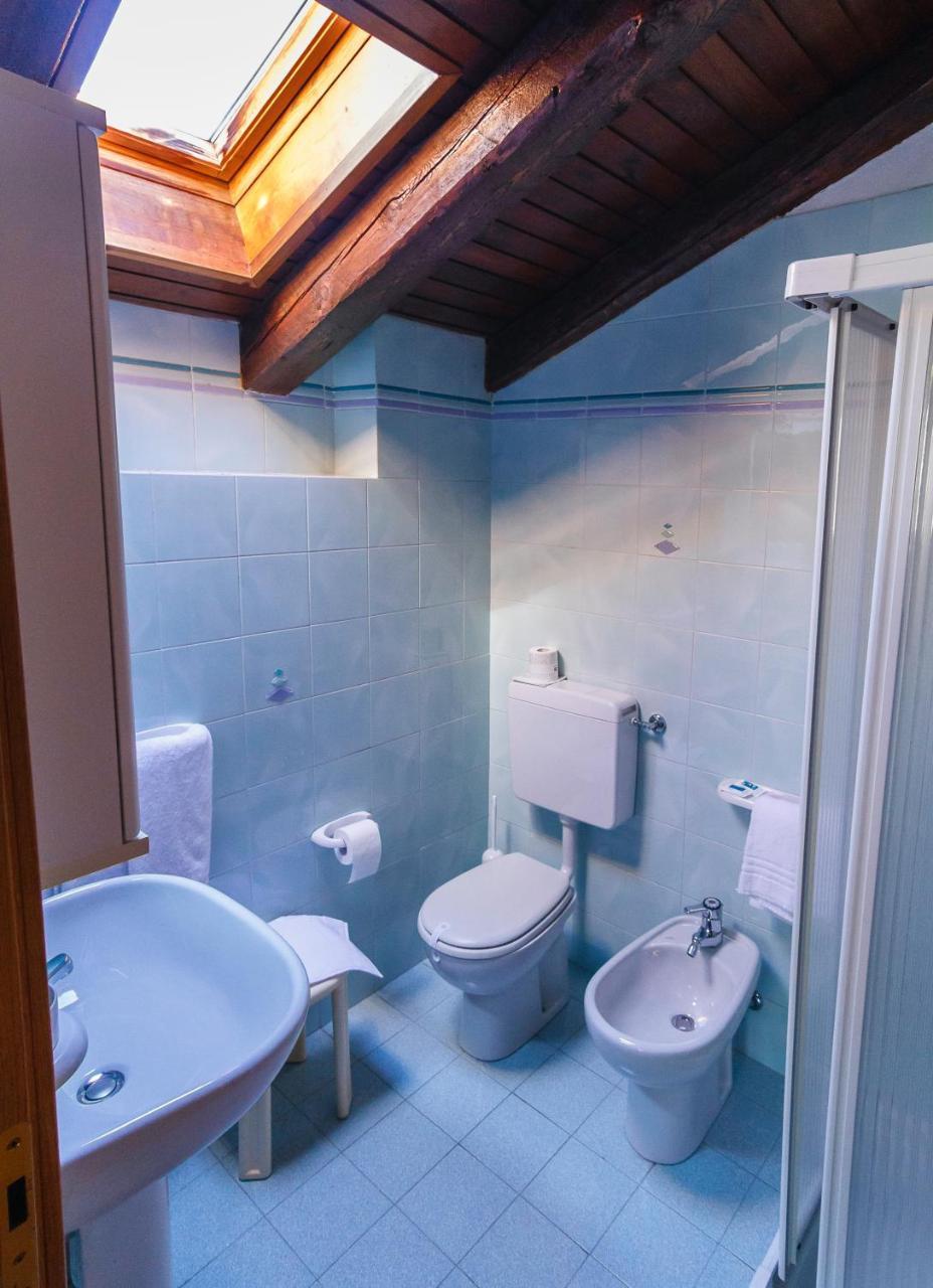 Twin Room with Balcony,1216165462:JPEG