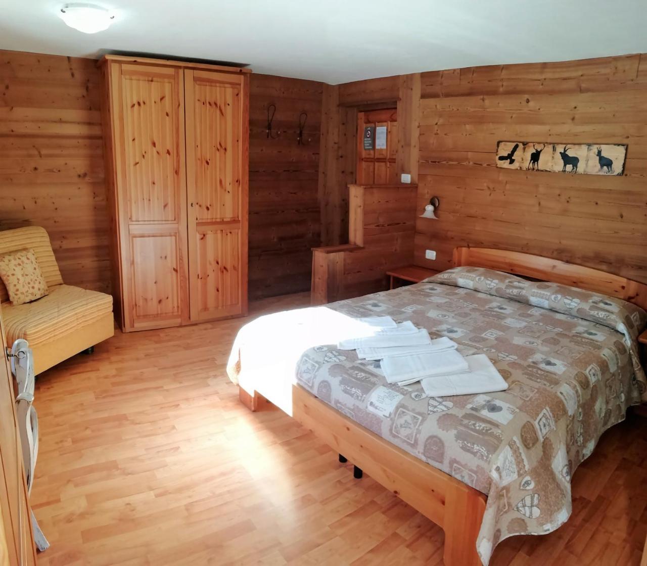 Deluxe Double Room Extra Bed