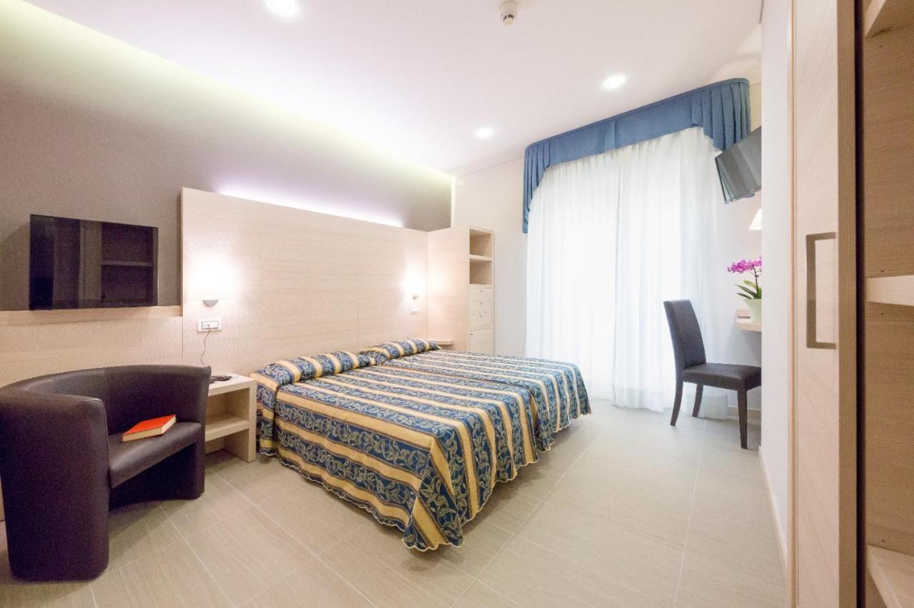 Superior Double or Twin Room,1289072488:JPEG