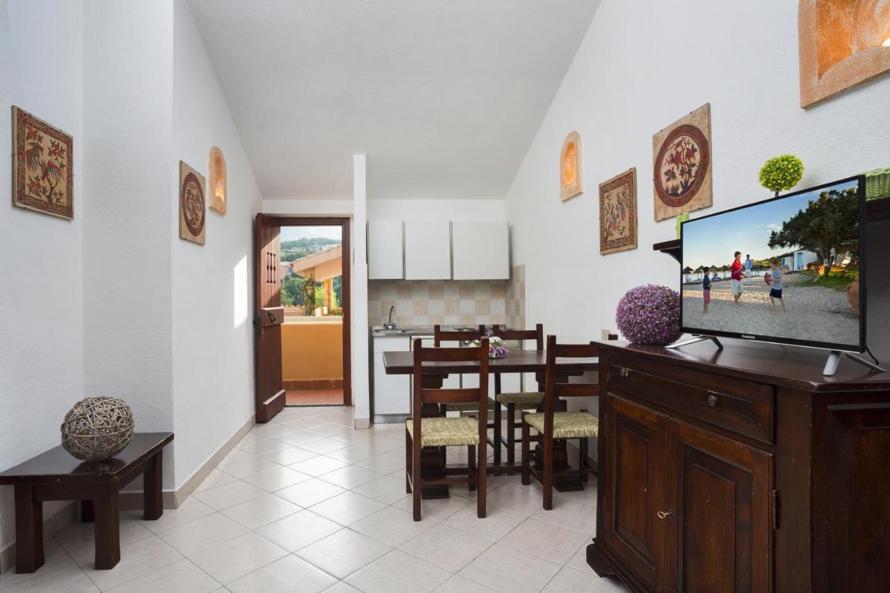 Two-Bedroom Apartment (4 Adults),762477784:JPEG