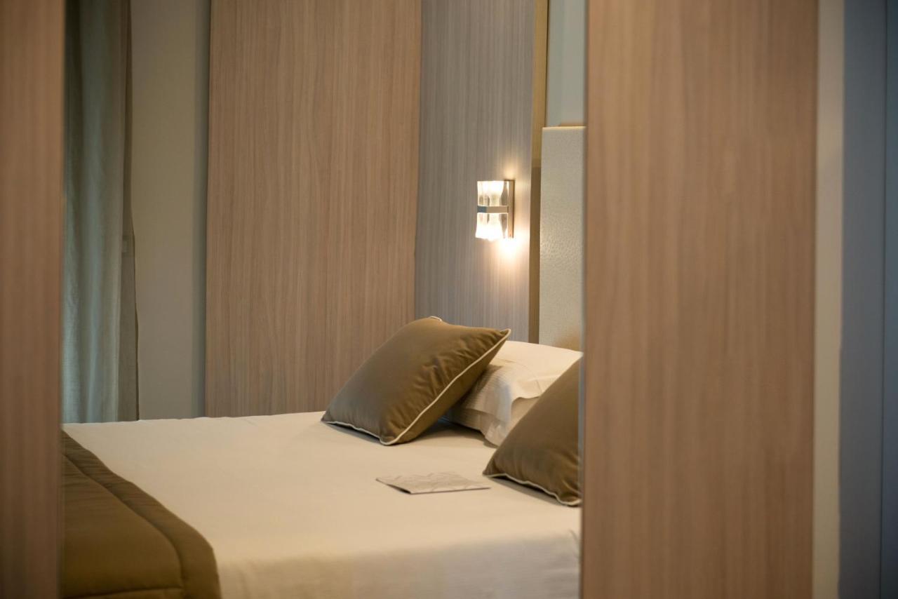 Double Room,323795095:JPEG