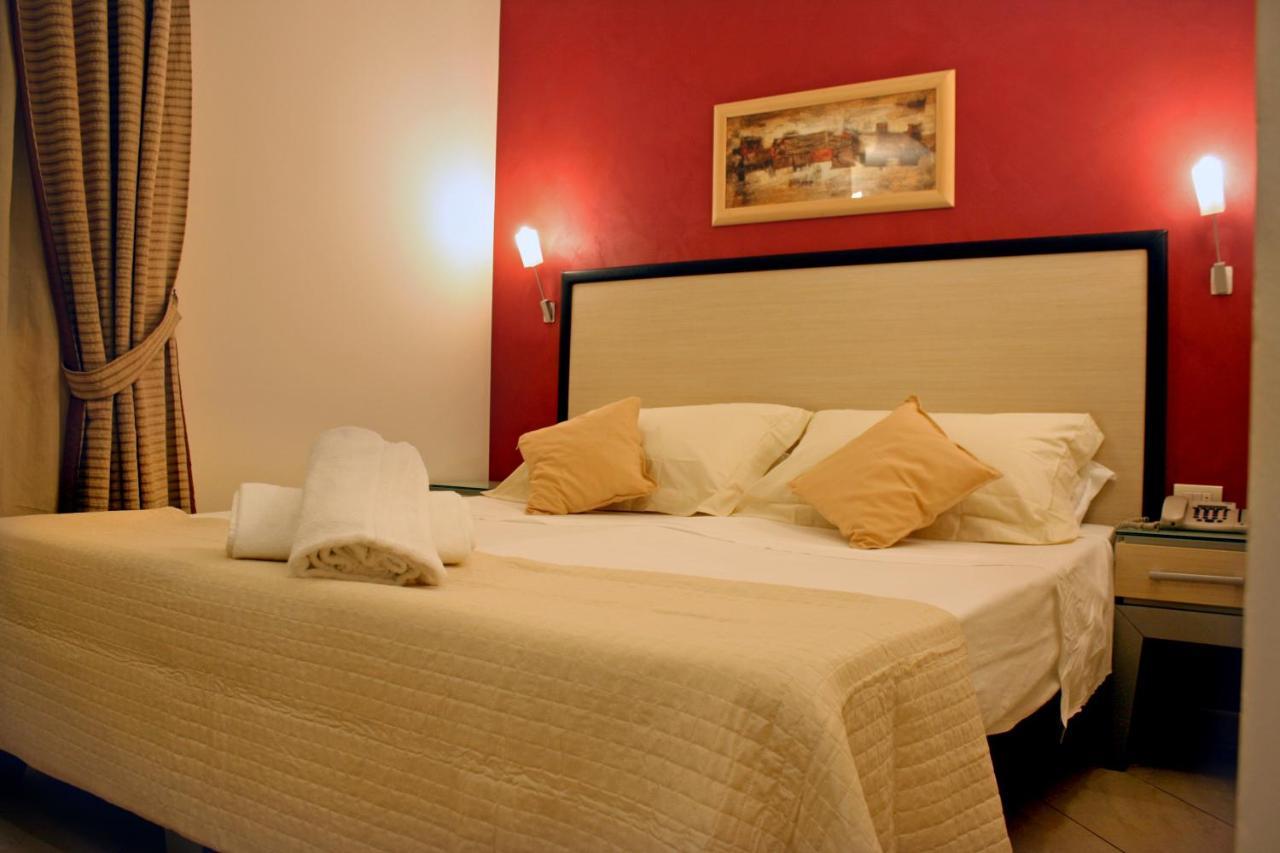 Standard Double Room,765433486:JPEG