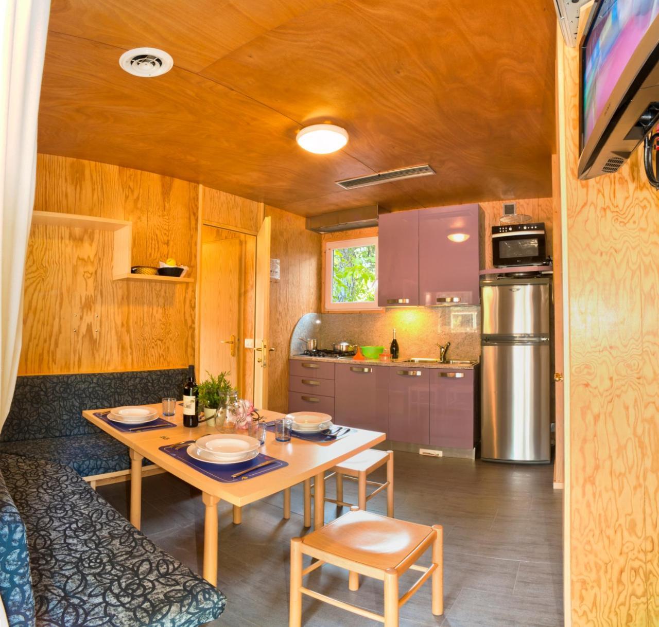 luxury mobile home