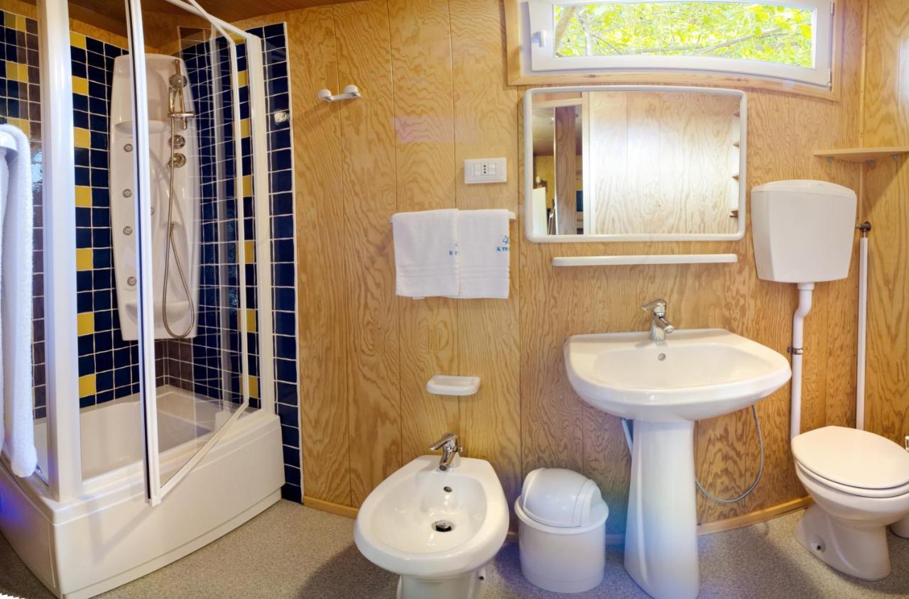 Deluxe Mobile Home