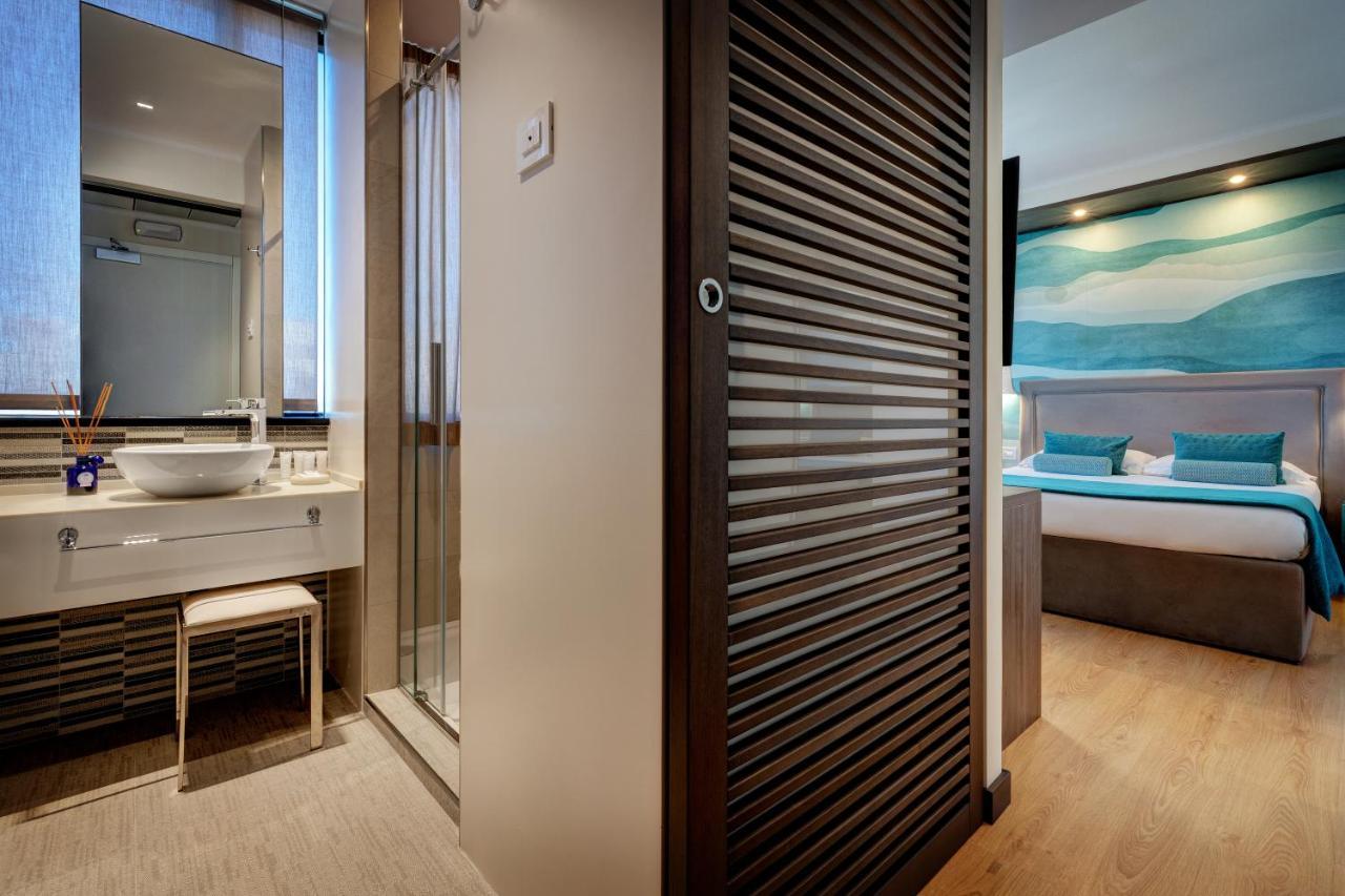 Superior Double Room,769293466:JPEG