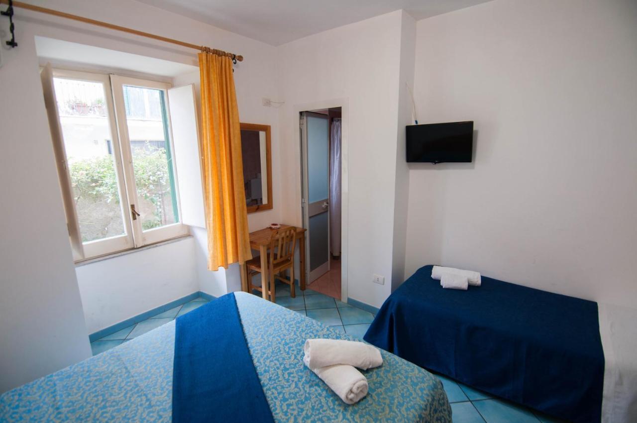 Triple Room,776042602:JPEG