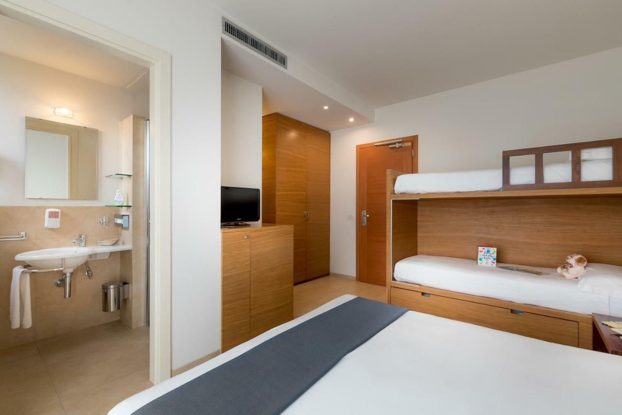 Comfort Quadruple Room,779009061:JPEG