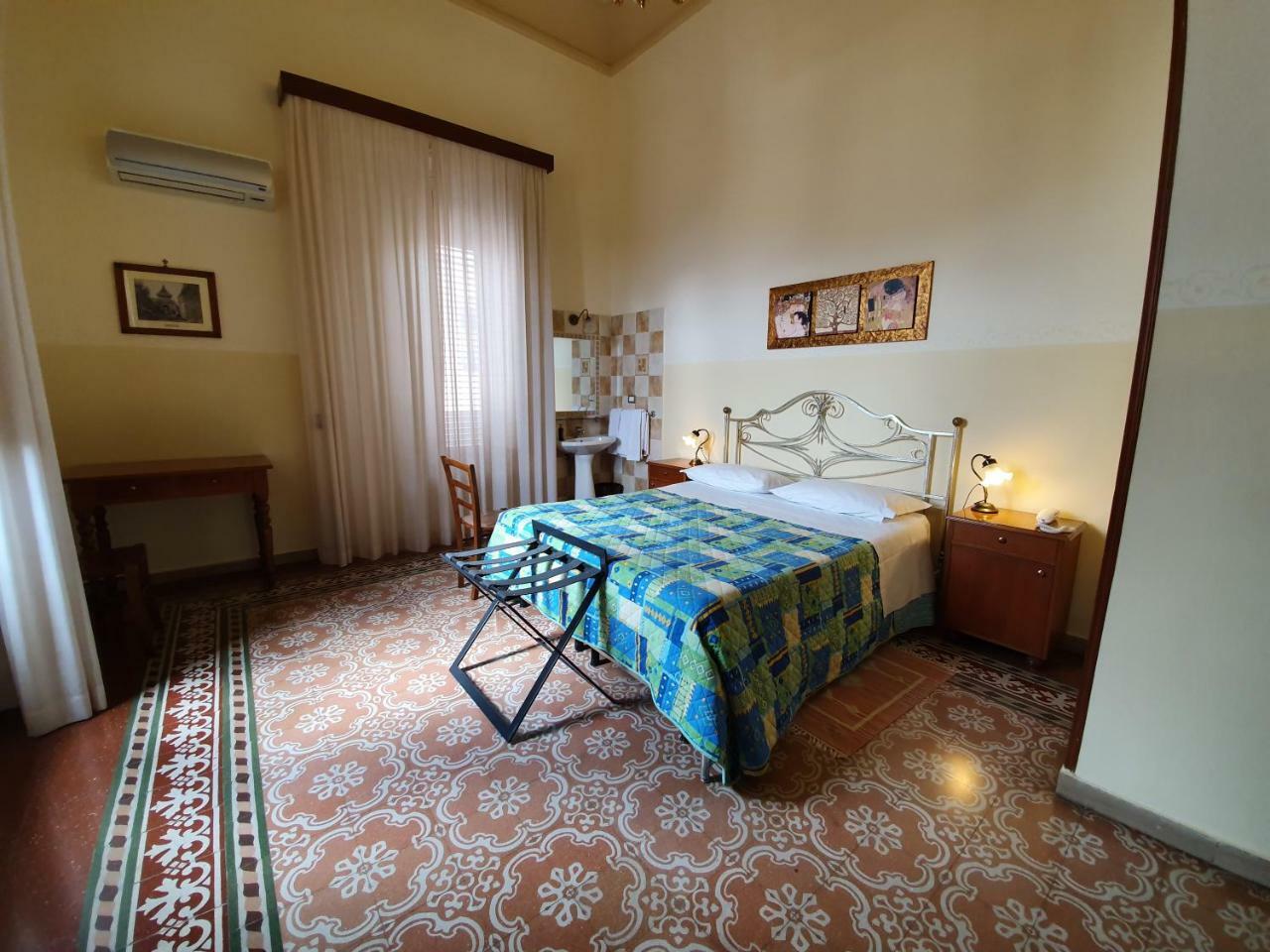 Double or Twin Room,1580840263:JPEG
