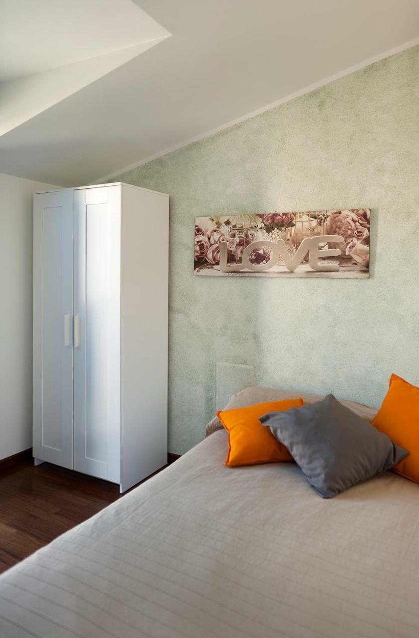 Camera Singola Superior con Bagno in Comune