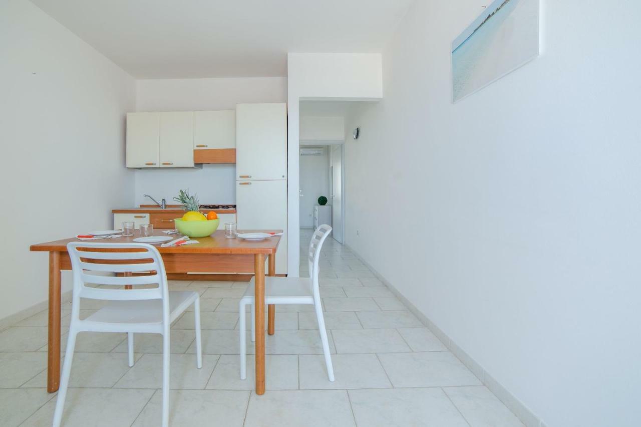 Apartment with Sea View,784079946:JPEG