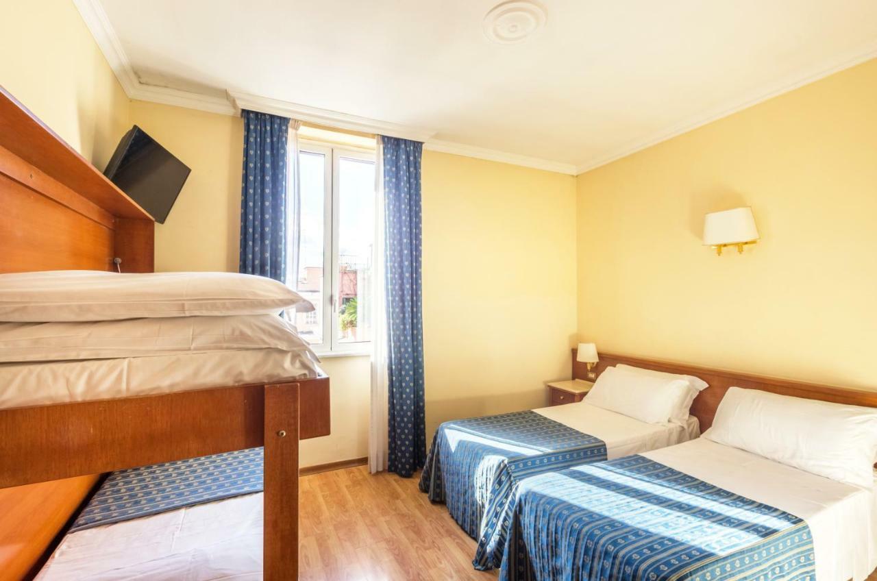 Habitación Familiar (2 adultos + 1 niño)
