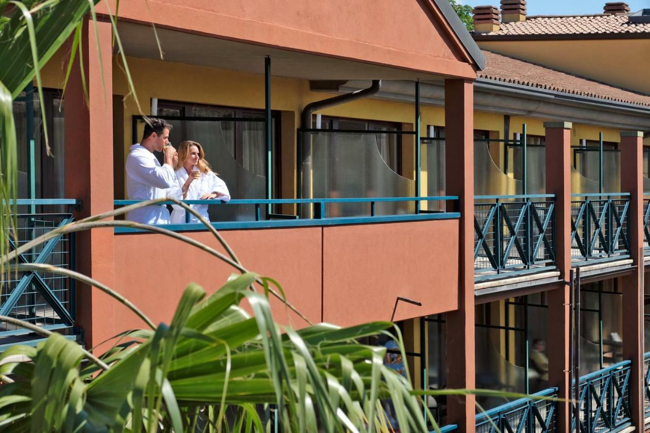 Double Room Balcony,790298208:JPEG