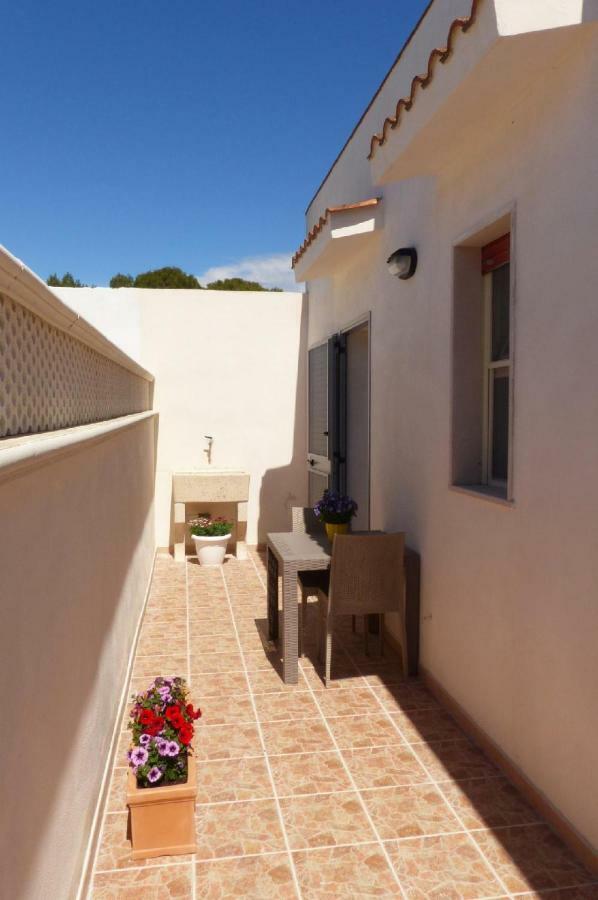 Double Room with Private Bathroom,790355724:JPEG