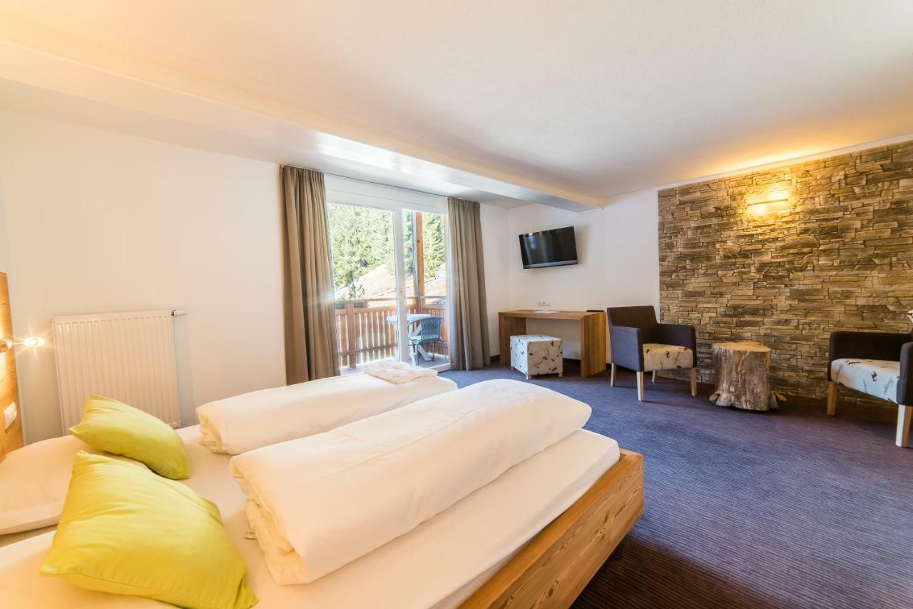 Superior Junior Suite,790987110:JPEG