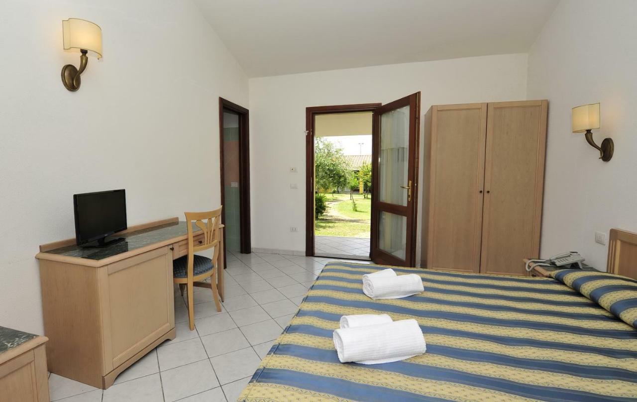 Superior Double or Twin Room Garden View,1039334374:JPEG