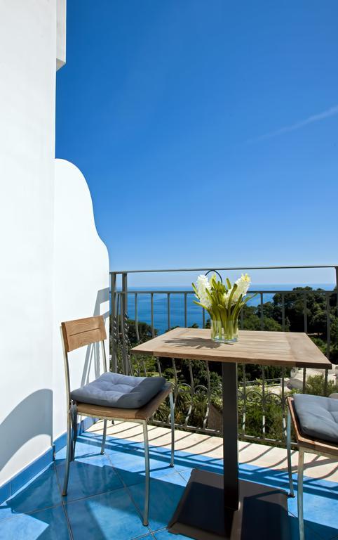 Deluxe Zimmer mit Balkon und Meerblick - oberste Etage