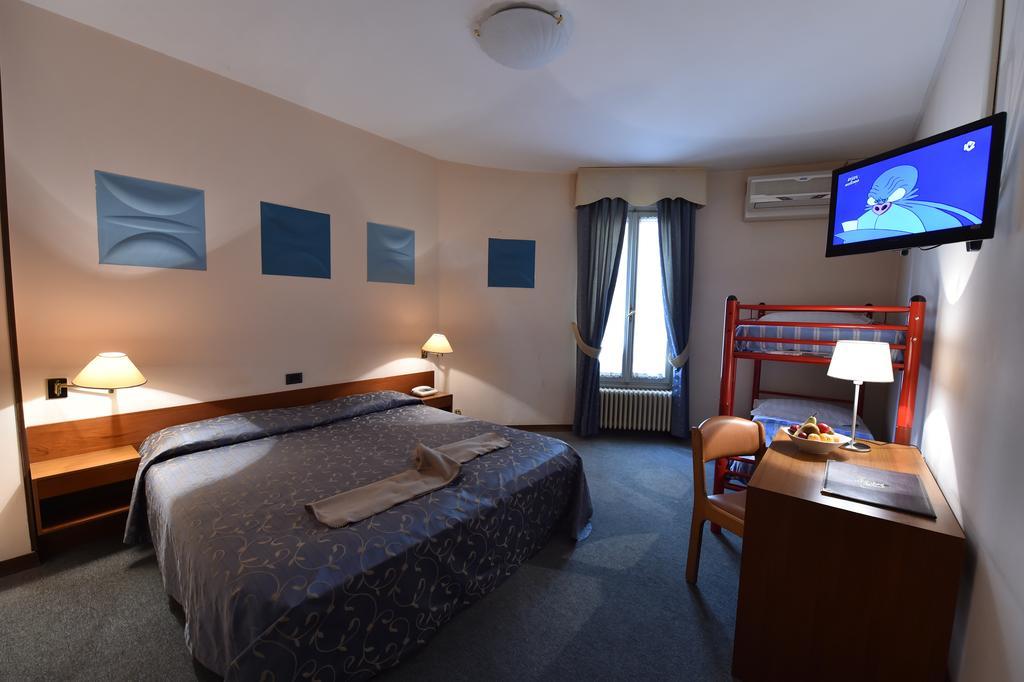 Vierbettzimmer