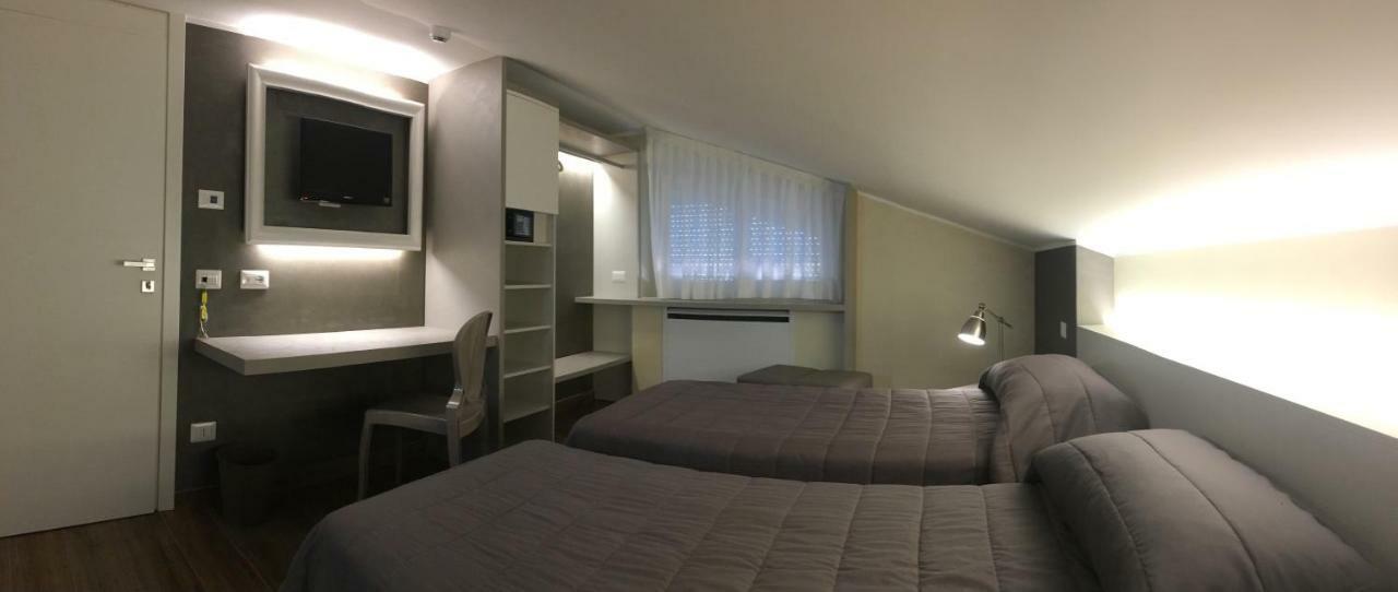 Superior Double or Twin Room,806012151:JPEG