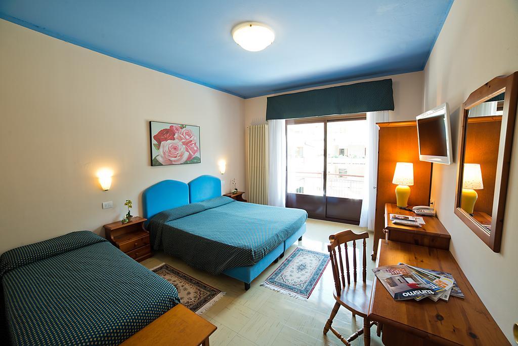 Superior Tweepersoonskamer met Extra Bed en Balkon