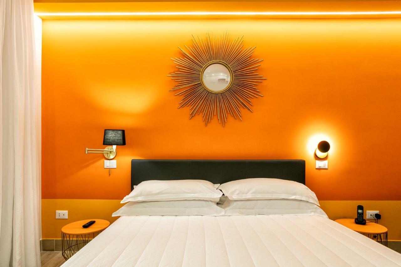 Deluxe Double Room with Balcony,812252763:JPEG