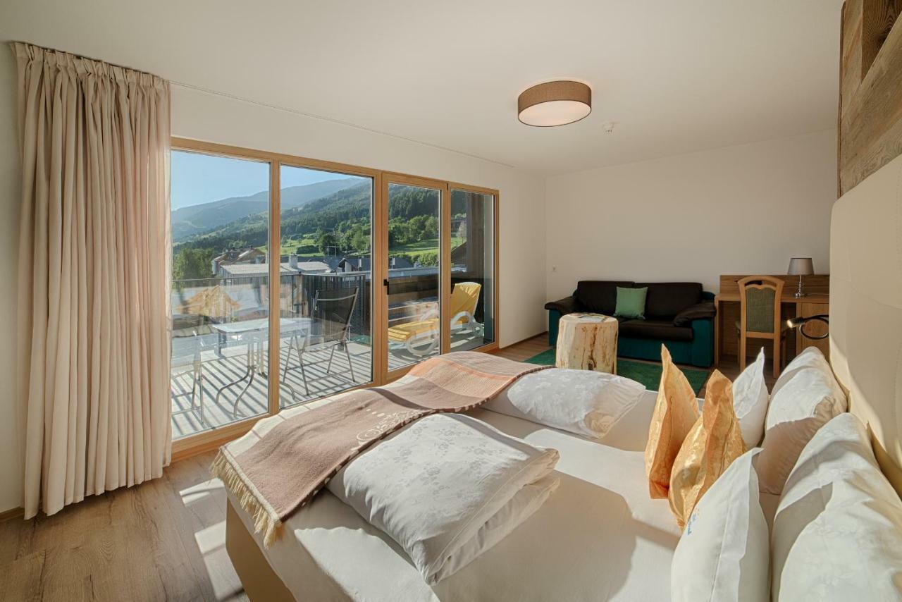 Deluxe Family Suite
