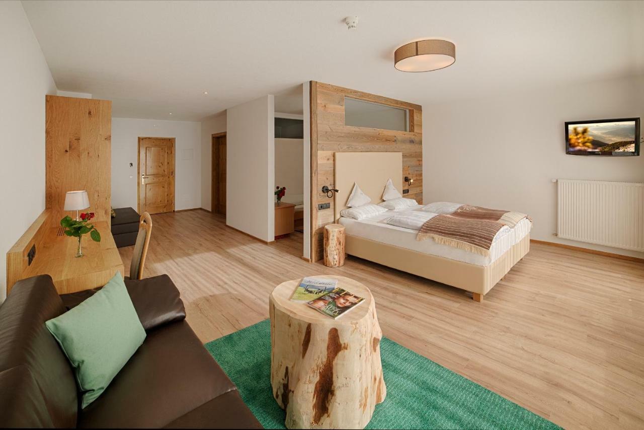 Deluxe Family Suite