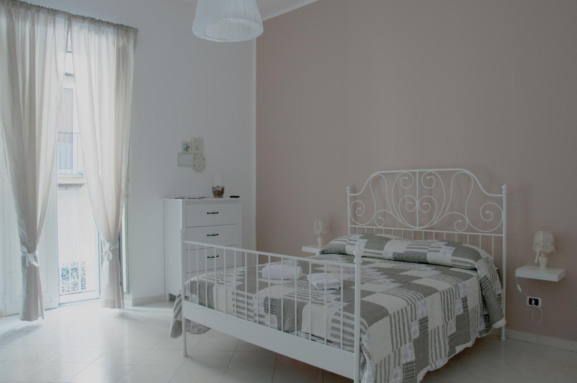 Double Room with Private External Bathroom
